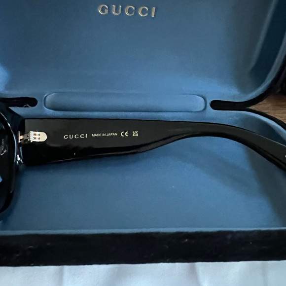 GUCCI WOMEN’S SUNGLASSES GG0141S - Picture 5 of 8